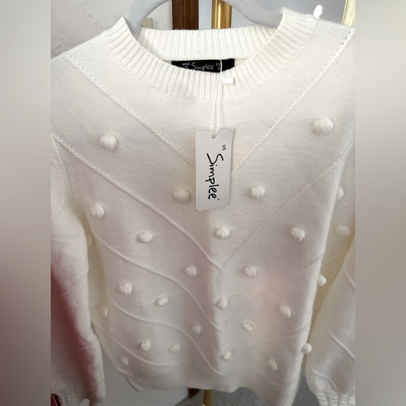 NWT WHITE PUFF SWEATER-XS/S - Picture 11 of 15